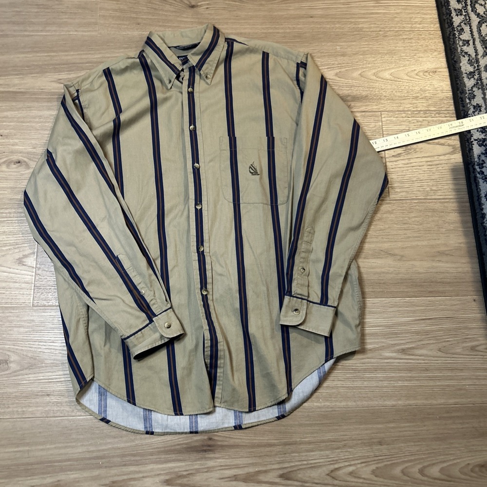 Men's Vintage Nautica Button Up Shirt Size Large Made In USA  (045)